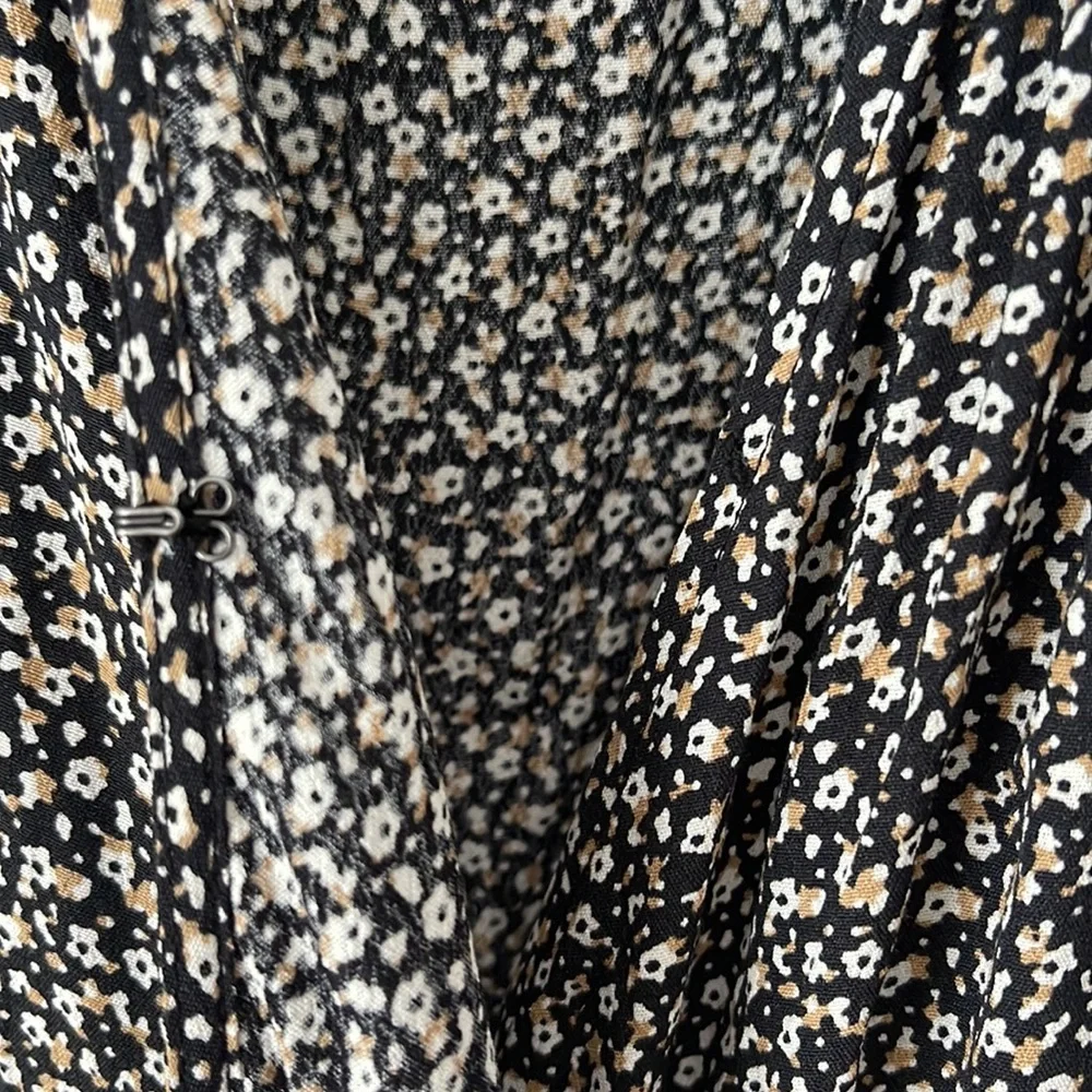 NWT floral Gap dress - Picture 6 of 9